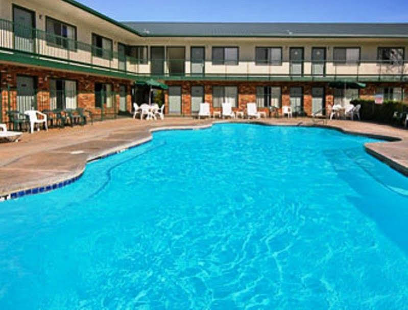 Days Inn By Wyndham Show Low Kültér fotó